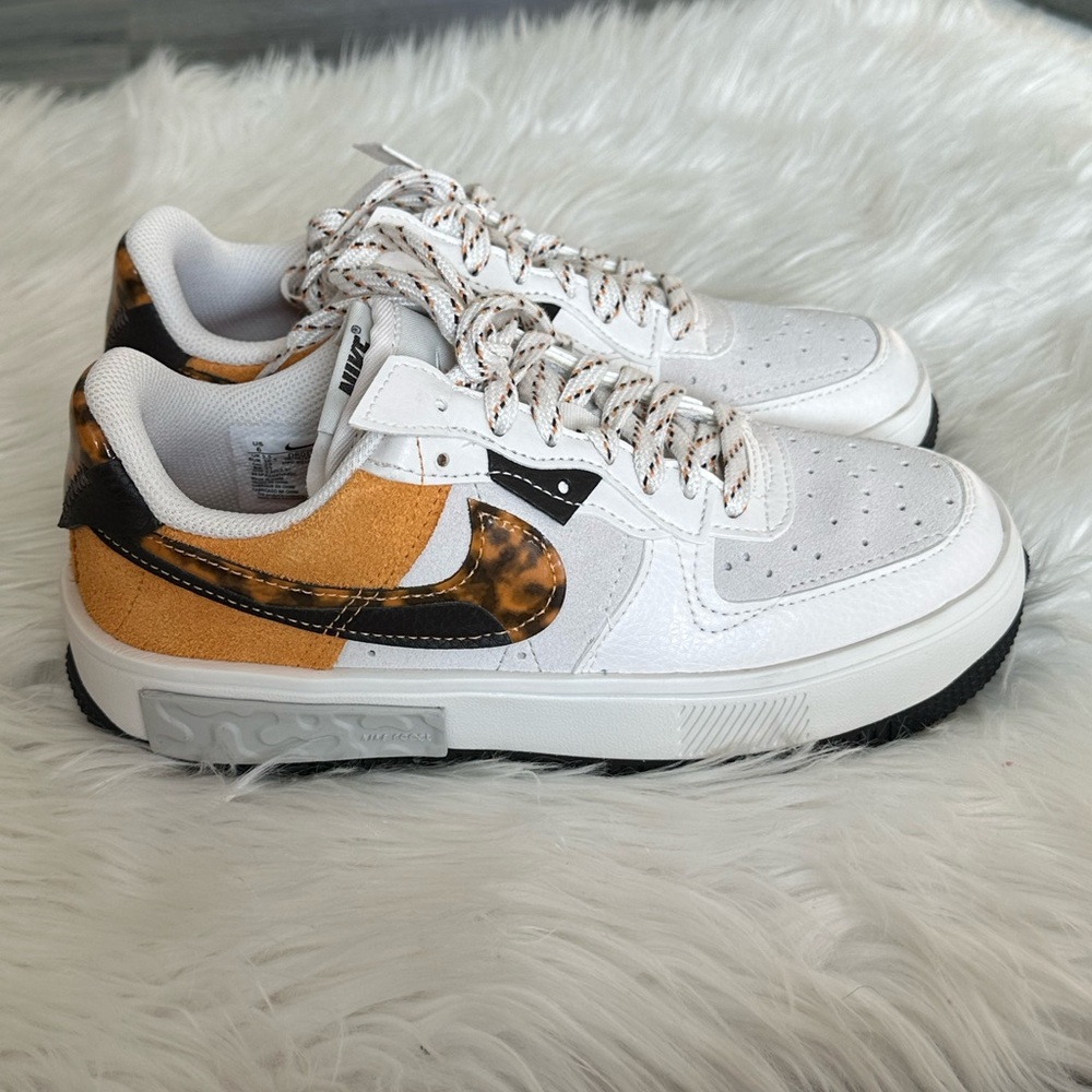 Nike Air Force 1 Fontanka Women’s sneakers orange white